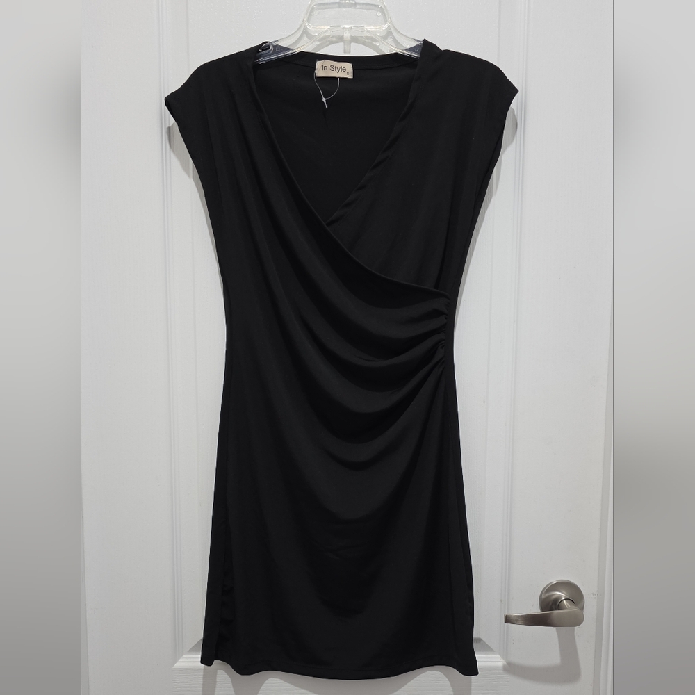 NWOT In Style Elegant Black Women's Dress #E2509-0137